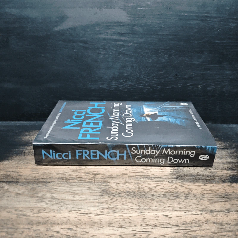 Sunday Morning Coming Down - Nicci French รูปที่ 3