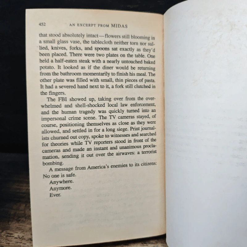 Aphrodite - Russell Andrews รูปที่ 8