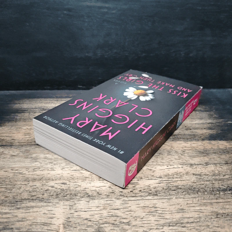 Kiss the Girls and Make Them Cry - Mary Higgins Clark รูปที่ 5