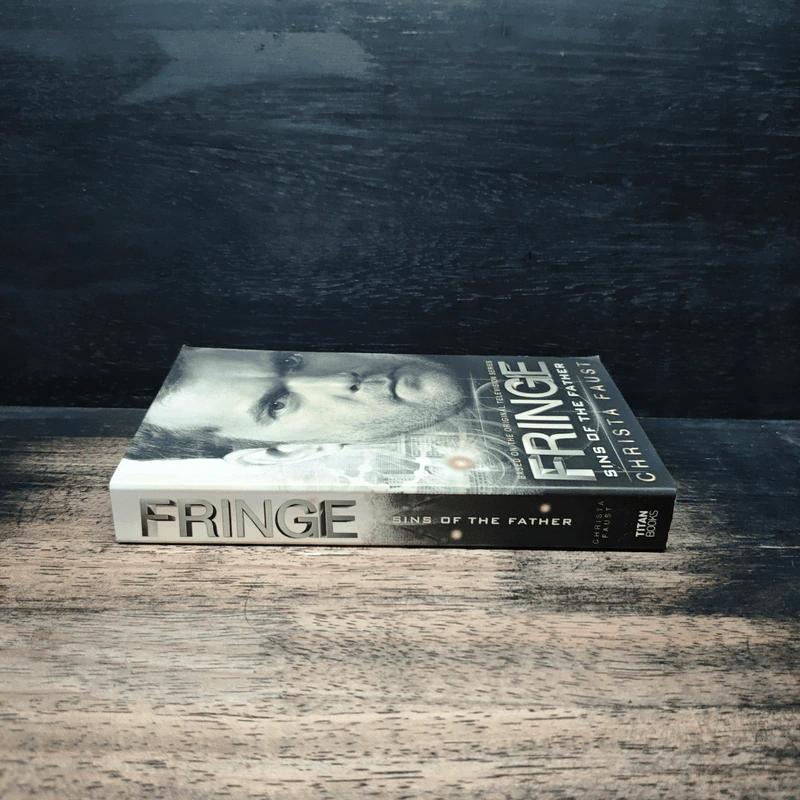 Fringe: Sins of the Father - Christa Faust รูปที่ 3
