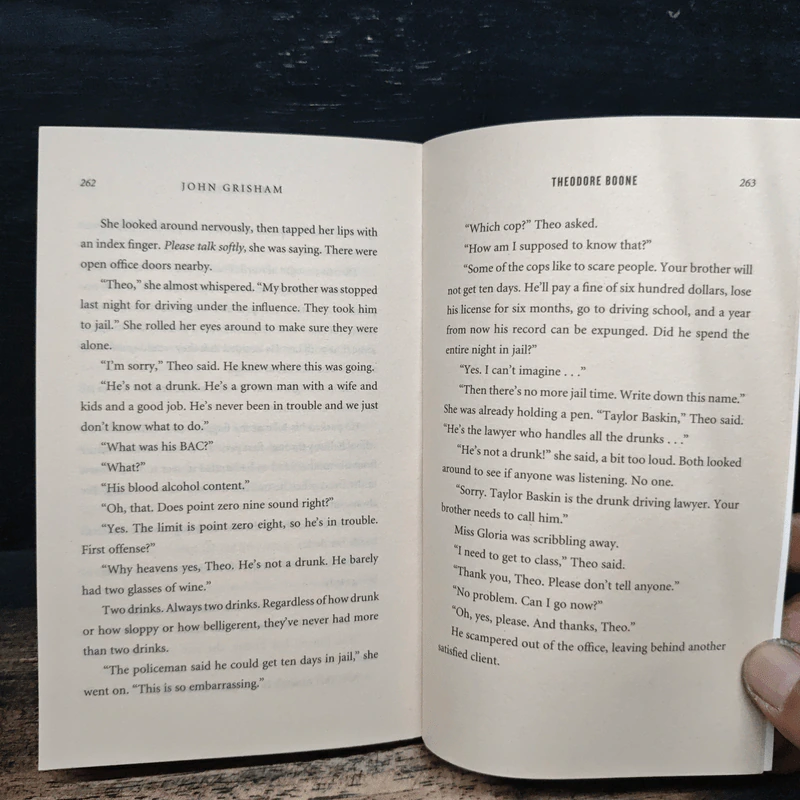 Theodore Boone - John Grisham รูปที่ 8