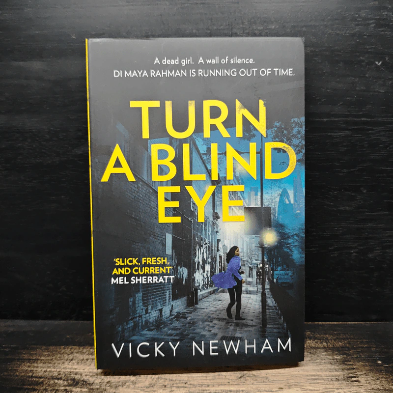 Turn a Blind Eye - Vicky Newham รูปที่ 1