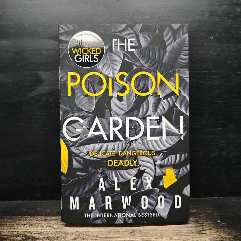 The Poison Garden - Alex Marwood รูปที่ 1