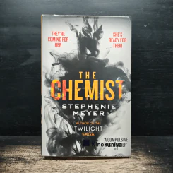 The Chemist - Stephenie Meyer