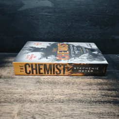 The Chemist - Stephenie Meyer รูปที่ 3