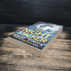 The Night Stalker - Robert Bryndza รูปที่ 4