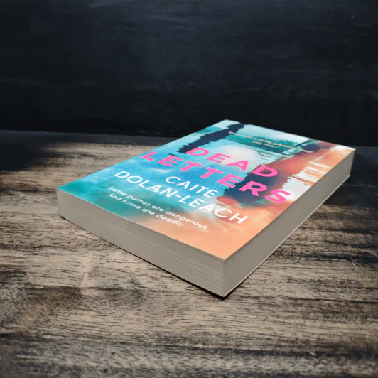 Dead Letters - Caite Dolan-Leach รูปที่ 4