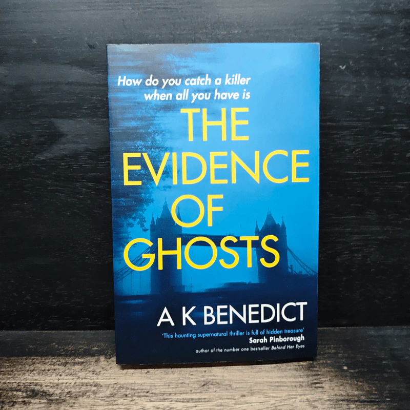 The Evidence of Ghosts - A K Benedict รูปที่ 1