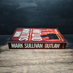 Out Law - Mark Sullivan รูปที่ 3