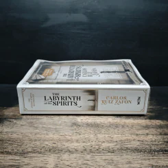 The Labyrinth of the Spirits - Carlos Ruiz Zafón รูปที่ 3