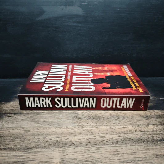 Out Law - Mark Sullivan รูปที่ 3