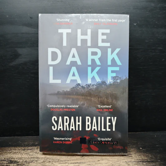 The Dark Lake - Sarah Bailey รูปที่ 1