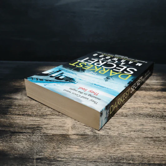 The Darkest Night - Alex Marwood รูปที่ 5