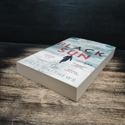 Black Sun - Owen Matthews รูปที่ 4