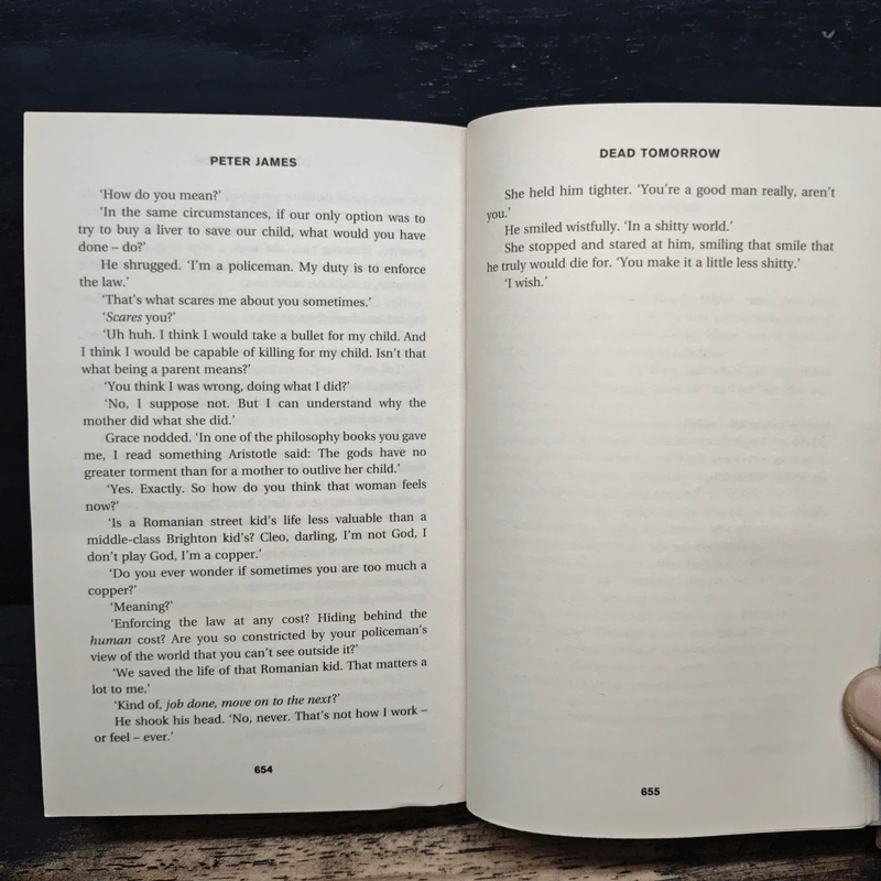 Dead Tomorrow - Peter James รูปที่ 8