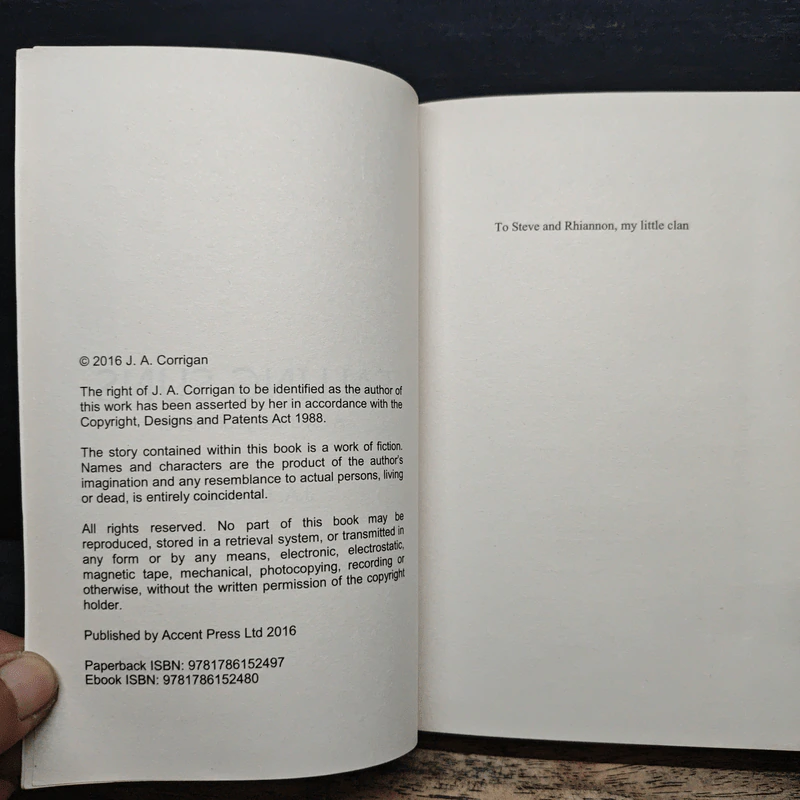 Falling Suns - J.A.Corrigan รูปที่ 6