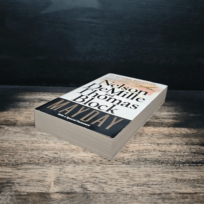 Mayday - Nelson DeMille, Thomas Bloor รูปที่ 4