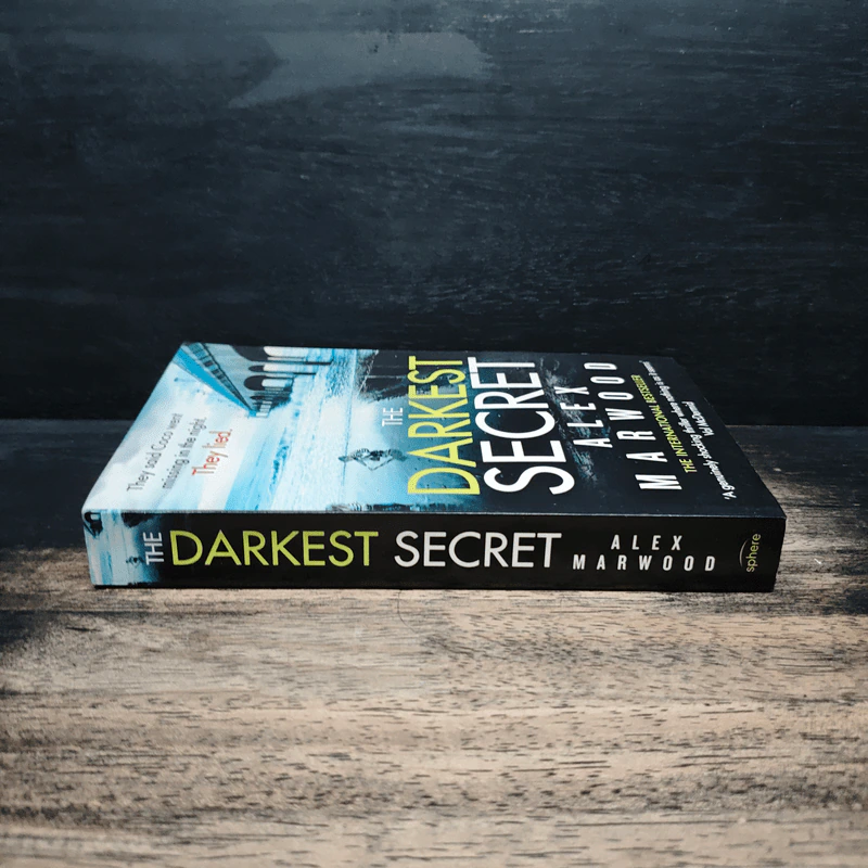 The Darkest Night - Alex Marwood รูปที่ 3