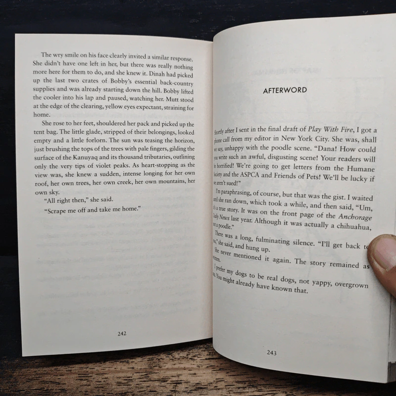 Play With Fire - Dana Stabenow รูปที่ 9