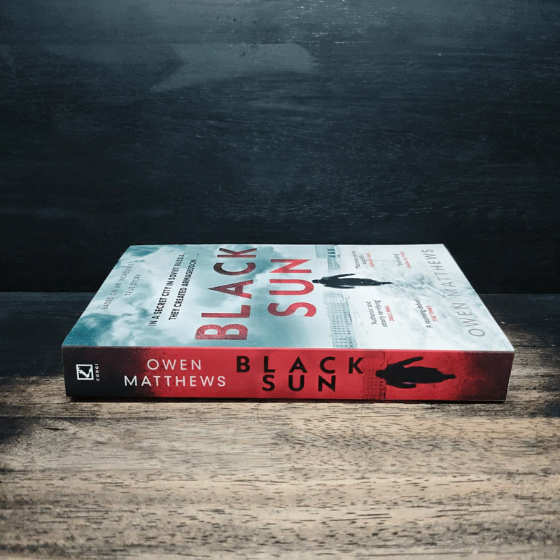 Black Sun - Owen Matthews รูปที่ 3