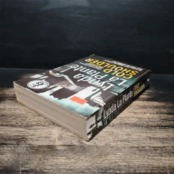 Cold Shoulder - Lynda La Plante รูปที่ 5