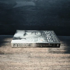 Fringe: Sins of the Father - Christa Faust รูปที่ 3