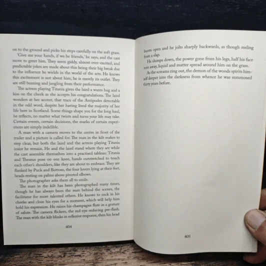 Where the Bodies Are Buried - Chris Brookmyre รูปที่ 8