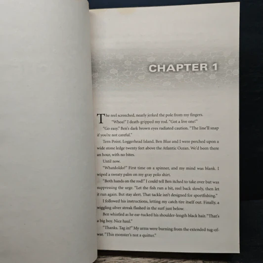 Code - Kathy Reichs, Brendan Reichs รูปที่ 7
