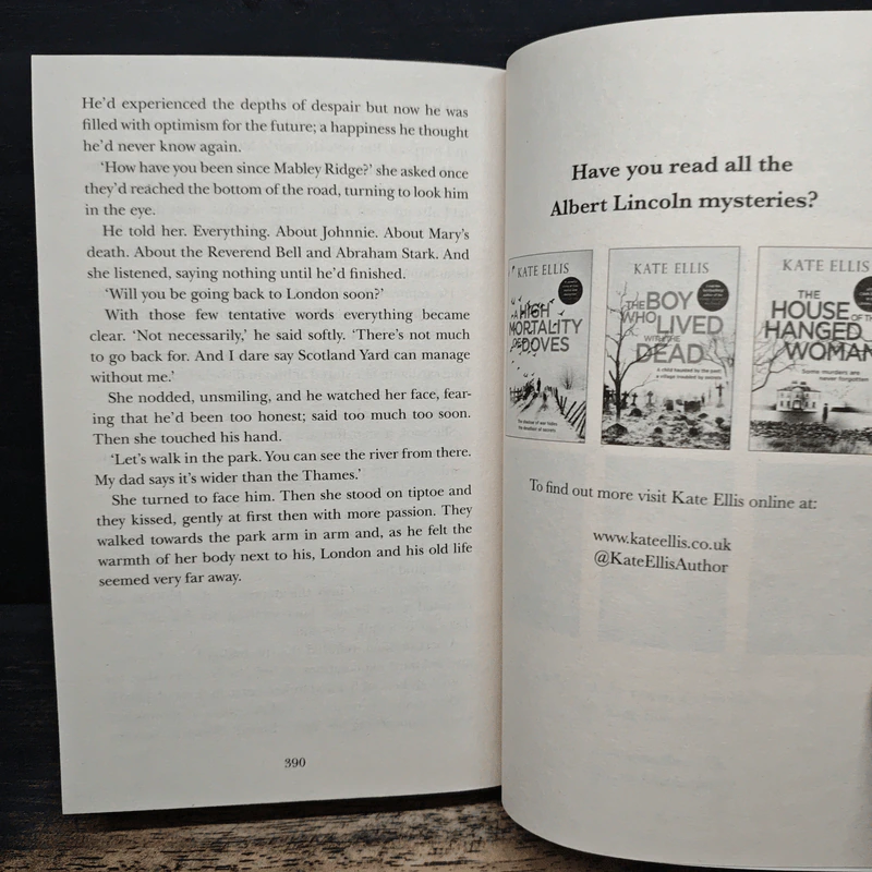 The House of the Hanged Woman - Kate Ellis รูปที่ 8