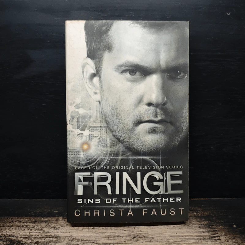 Fringe: Sins of the Father - Christa Faust รูปที่ 1