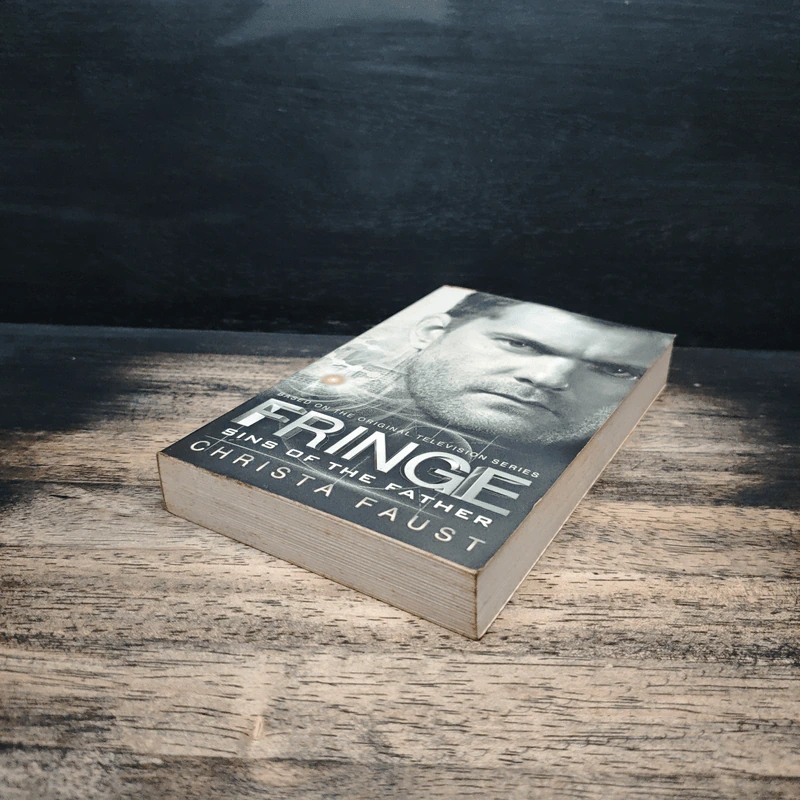 Fringe: Sins of the Father - Christa Faust รูปที่ 4