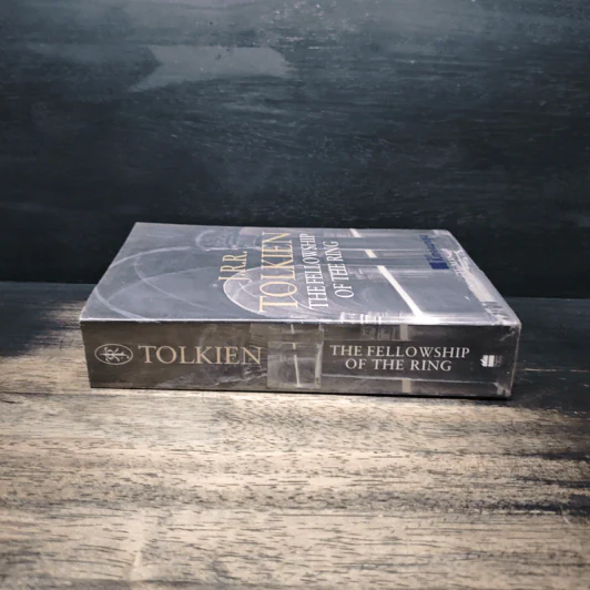 The Fellowship of the Ring - J.R.R. Tolkien รูปที่ 3