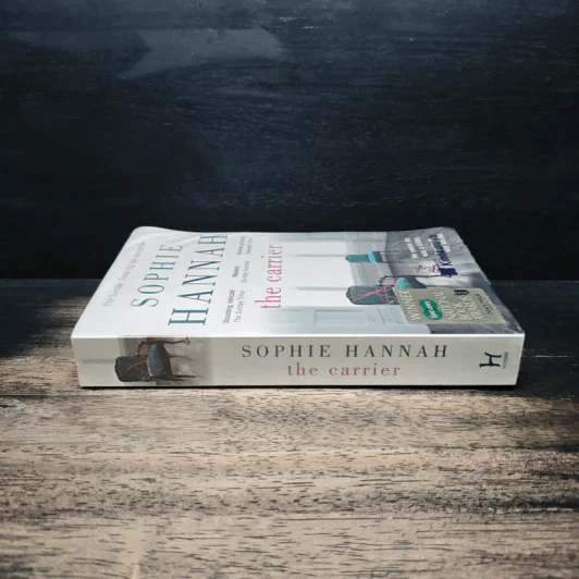 The Carrier - Sophie Hannah รูปที่ 3