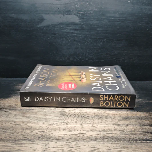 Daisy in Chains - Sharon Bolton รูปที่ 3