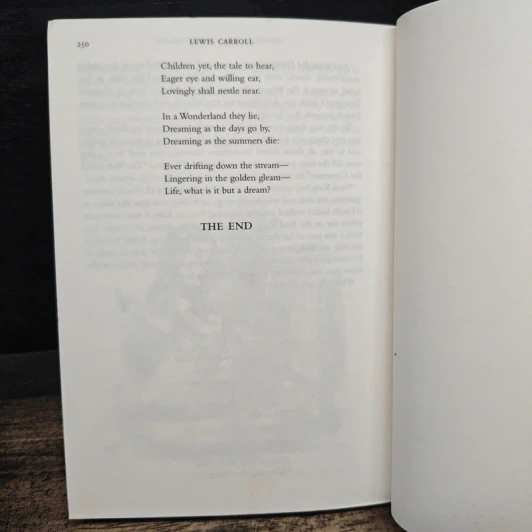 Alice's Adventures in Wonderland & Through the Looking-Glass - Lewis Carroll รูปที่ 9