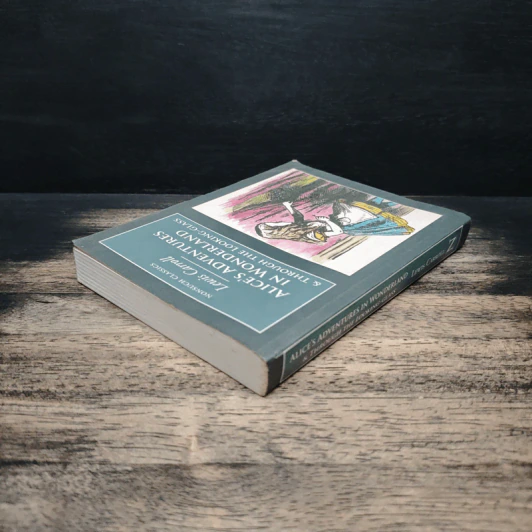 Alice's Adventures in Wonderland & Through the Looking-Glass - Lewis Carroll รูปที่ 5