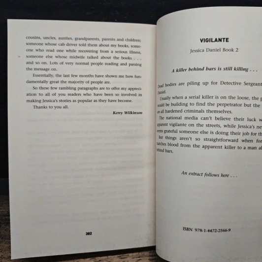 Locked In - Kerry Wilkinson รูปที่ 8