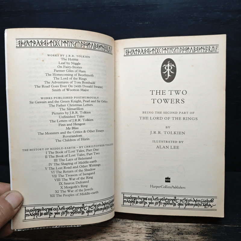 The Two Towers - J.R.R. Tolkien รูปที่ 6