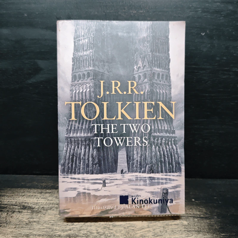 The Two Towers - J.R.R. Tolkien รูปที่ 1