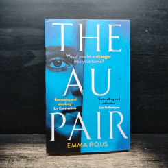 The Au Pair - Emma Rous รูปที่ 1