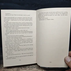 In the Cold Dark Ground - Stuart MacBride รูปที่ 8