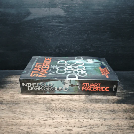 In the Cold Dark Ground - Stuart MacBride รูปที่ 3