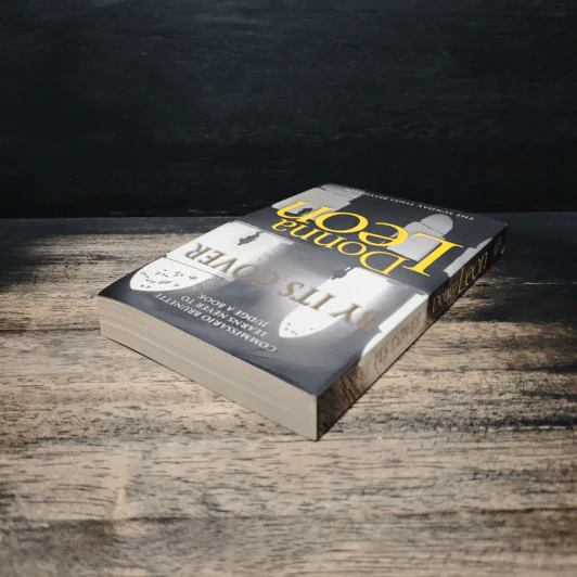 By Its Cover - Donna Leon รูปที่ 5