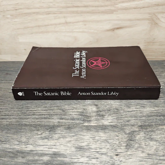 The Satanic Bible Anton Szandor LaVey รูปที่ 2