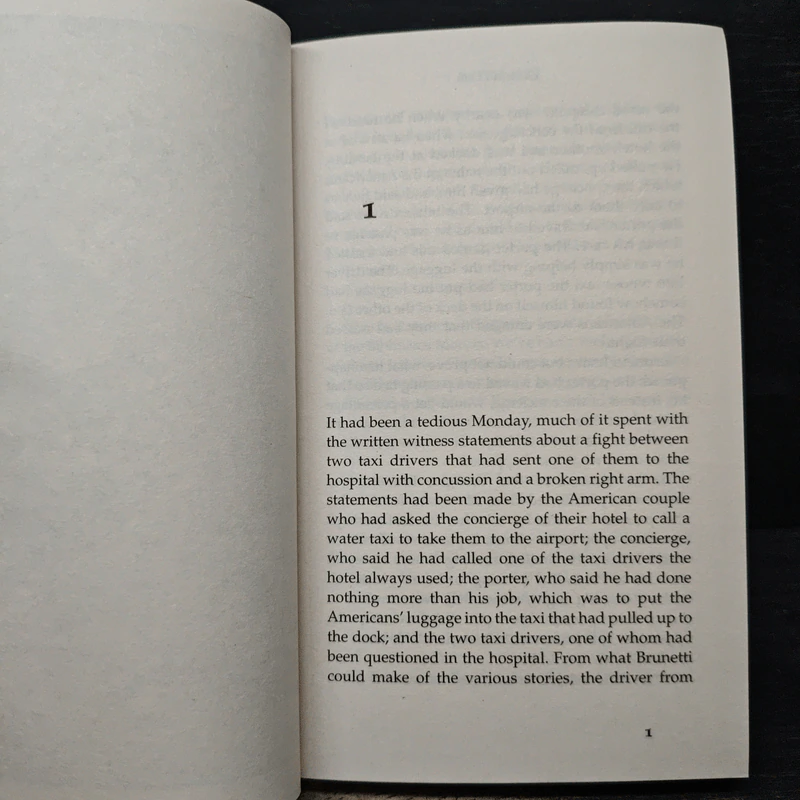 By Its Cover - Donna Leon รูปที่ 7