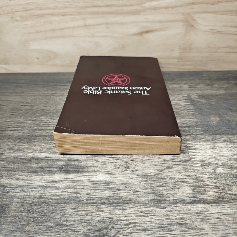 The Satanic Bible Anton Szandor LaVey รูปที่ 4