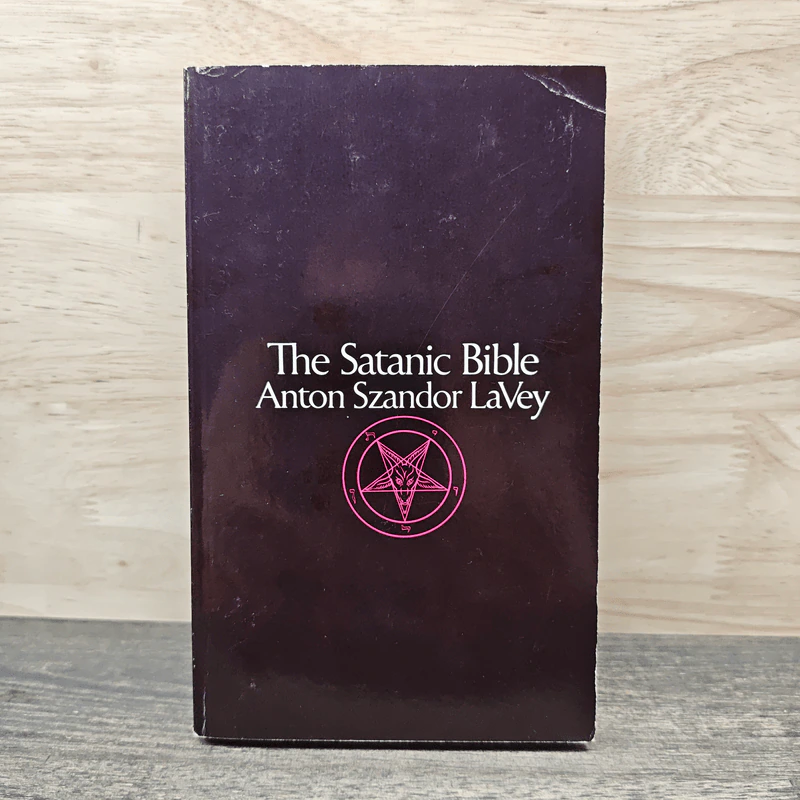 The Satanic Bible Anton Szandor LaVey รูปที่ 1