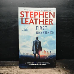 First Response - Stephen Leather
