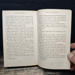 The Devil's Feather - Minette Walters รูปที่ 8
