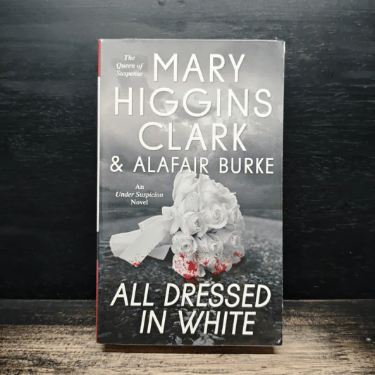 All Dressed in White - Mary Higgins Clark, Alafair Burke รูปที่ 1